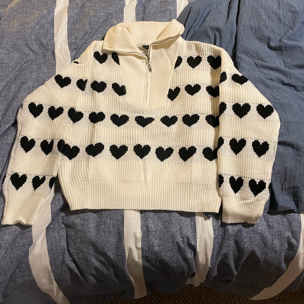 SHEIN Zip Up Collar Heart Intarsia Sweater